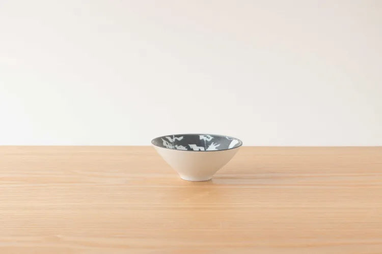 Kihara - Sake Cup  shirosoka Keshiki 平盃 白草花