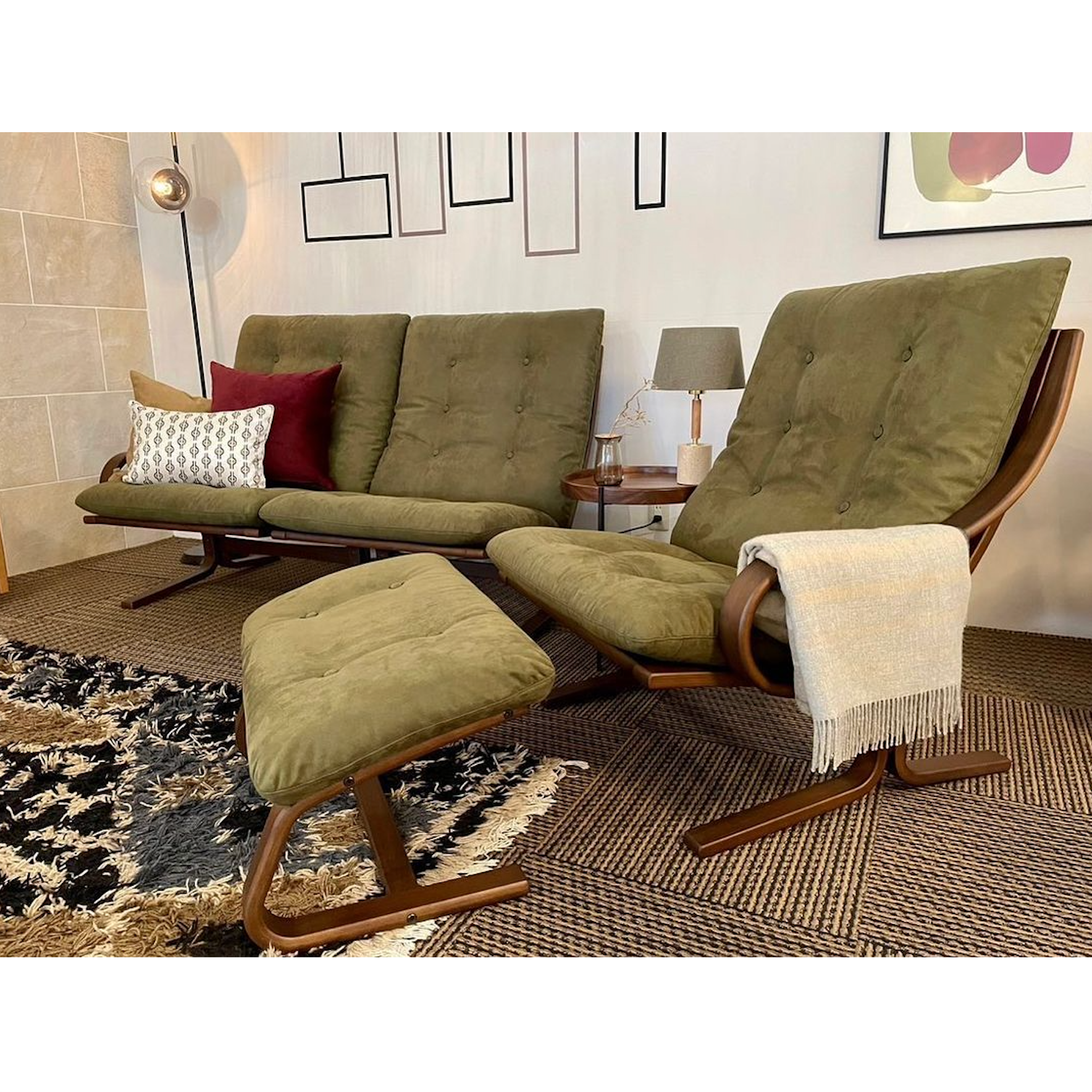 Fuji Furniture - Agio Chair (Wide)