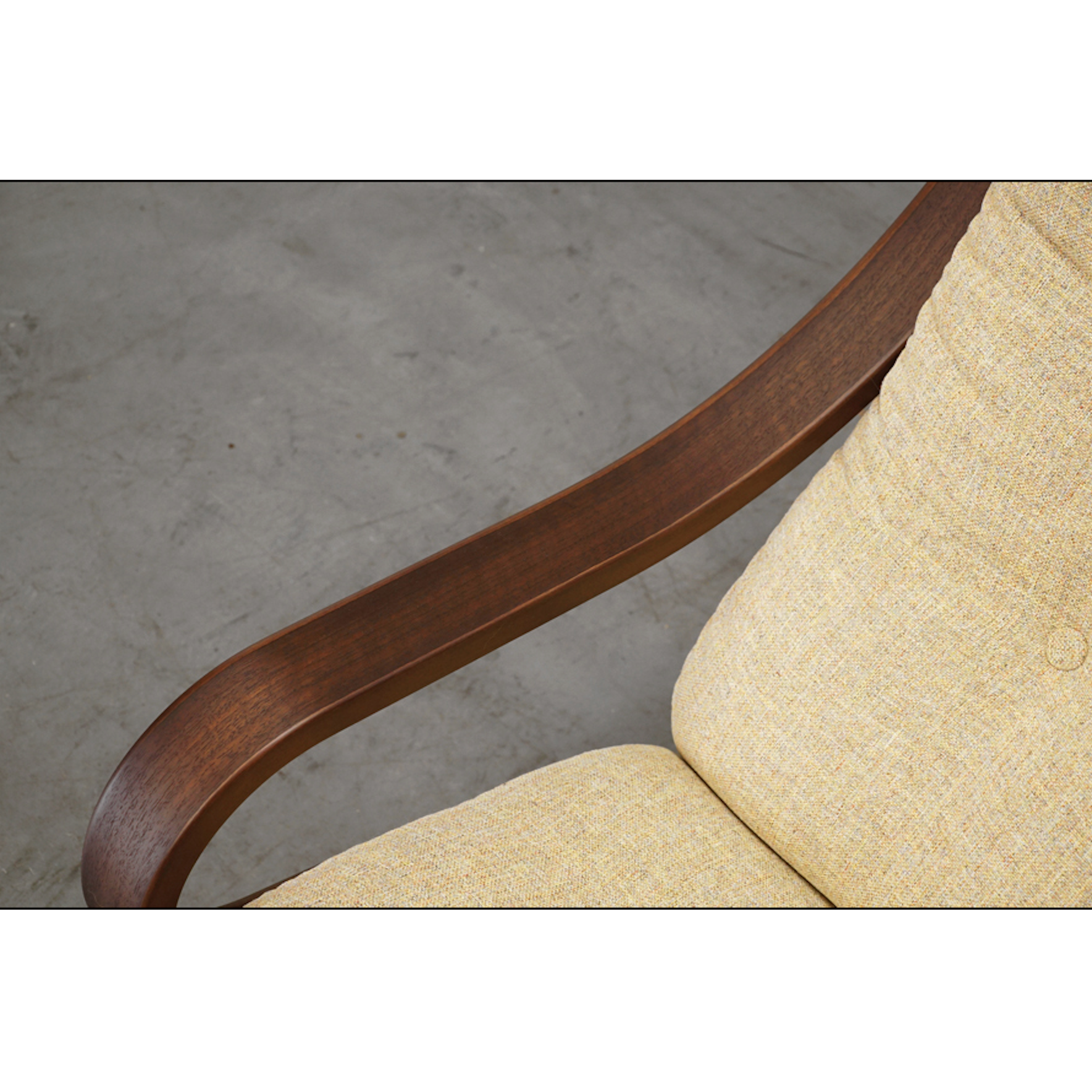 Fuji Furniture - Agio Chair (Wide)