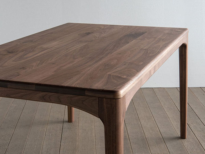 SIKI - North DT Dining Table