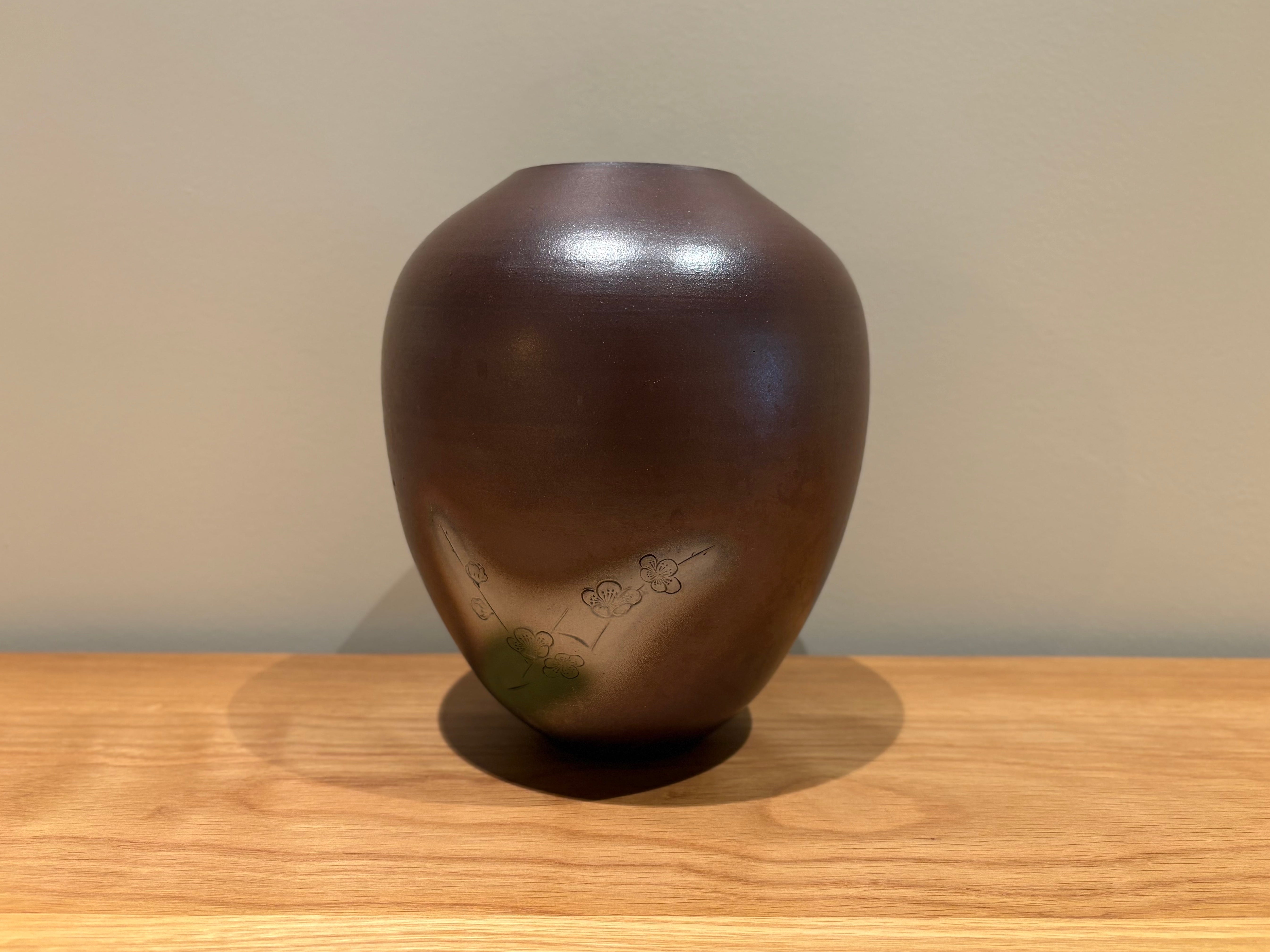 Plum blossom Vase