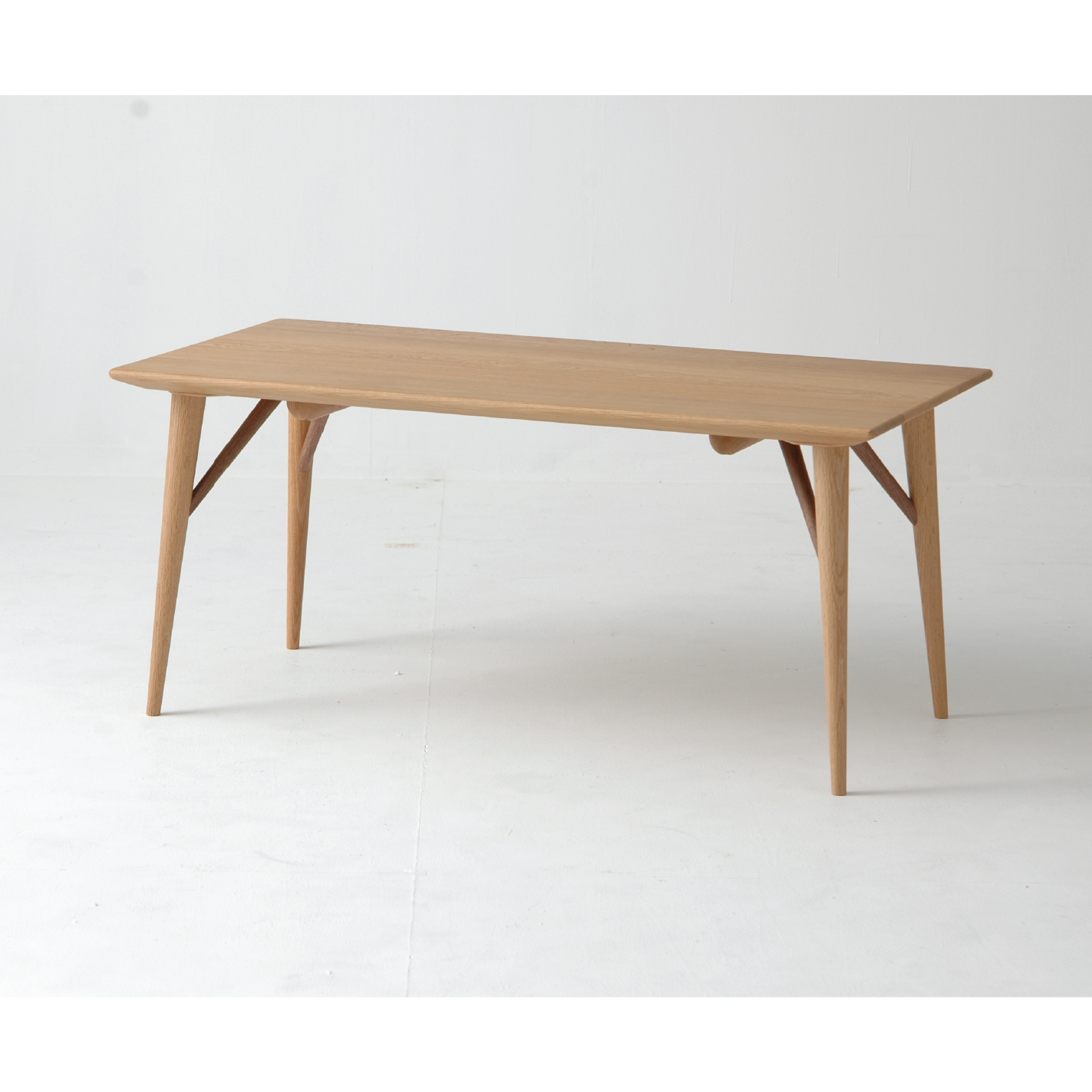 Nissin - White Wood Rectangle Living Table