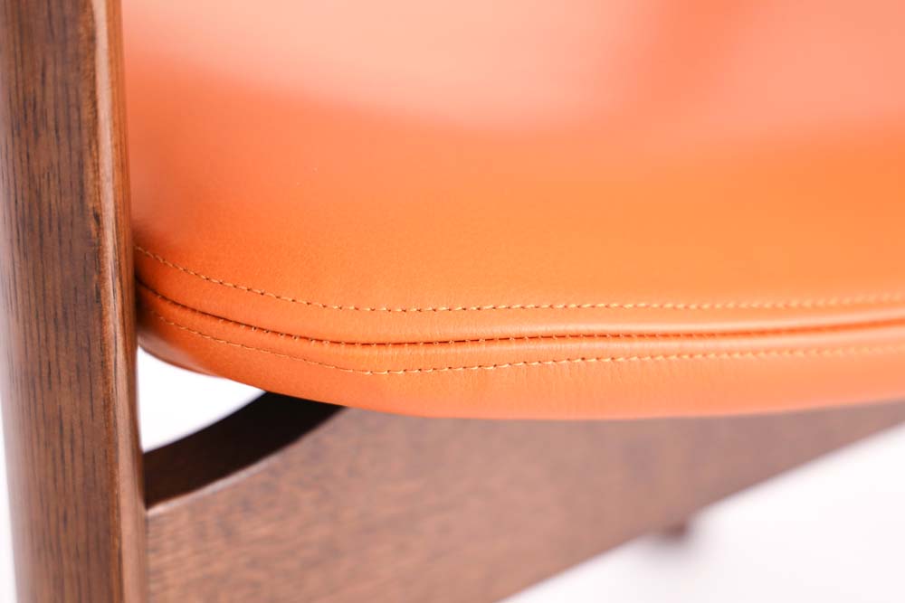 shirakawa - Tres Rapt Arm Chair