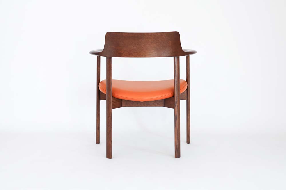 shirakawa - Tres Rapt Arm Chair