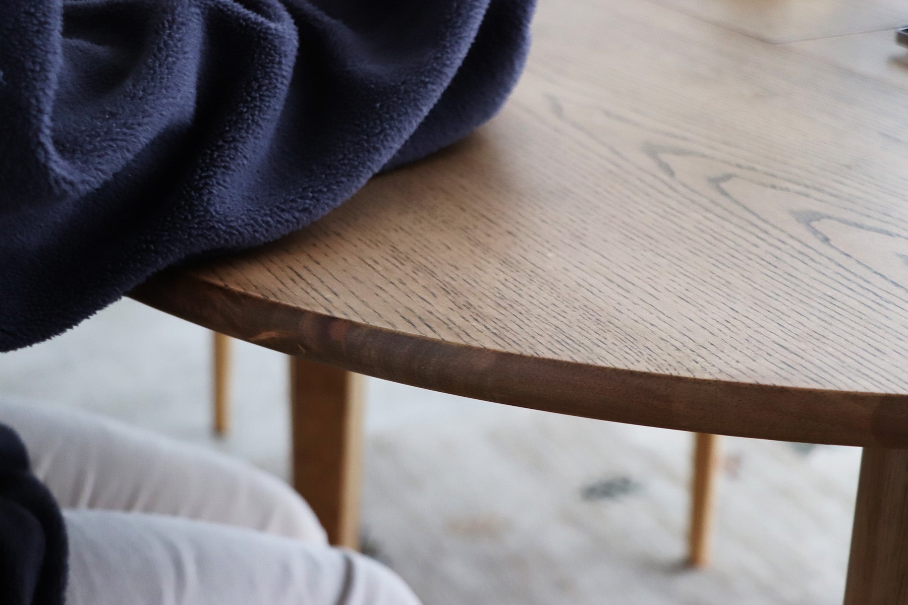ARG - EX Round Dining Table