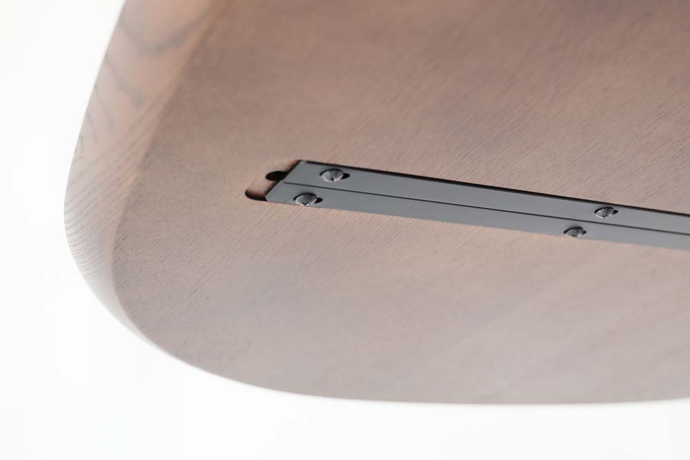 shirakawa - Tres Rapt Dining Table