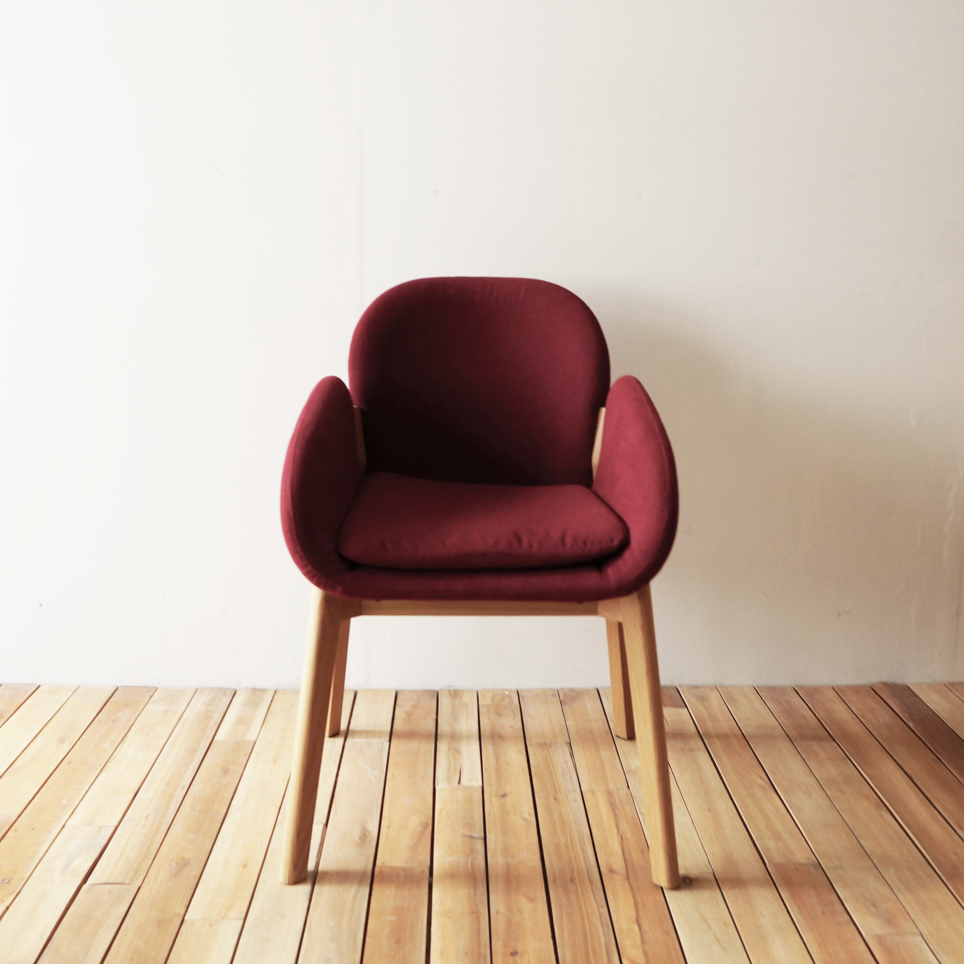 Filobula - Petal Dining Arm Chair