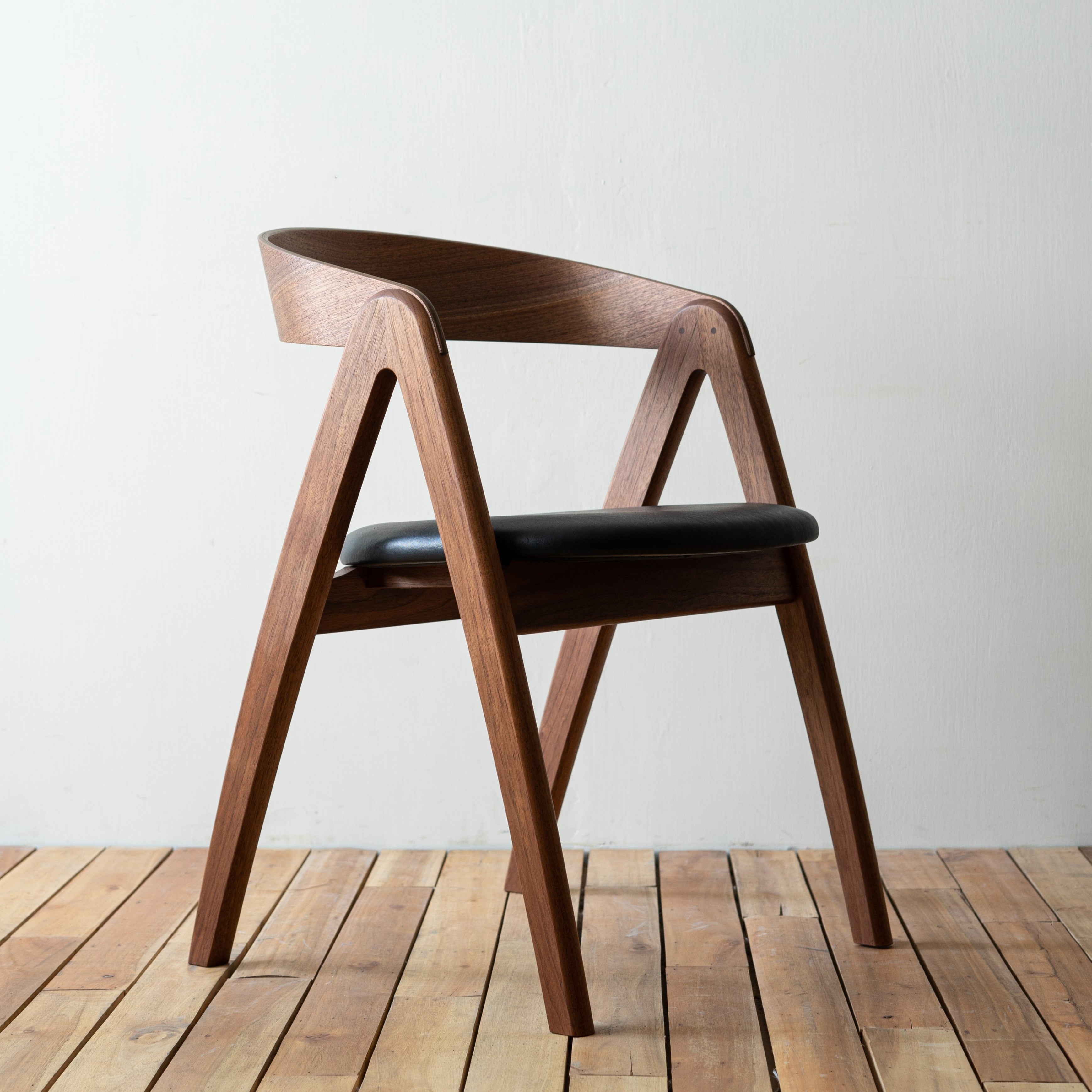 ISU Works - ANN Chair