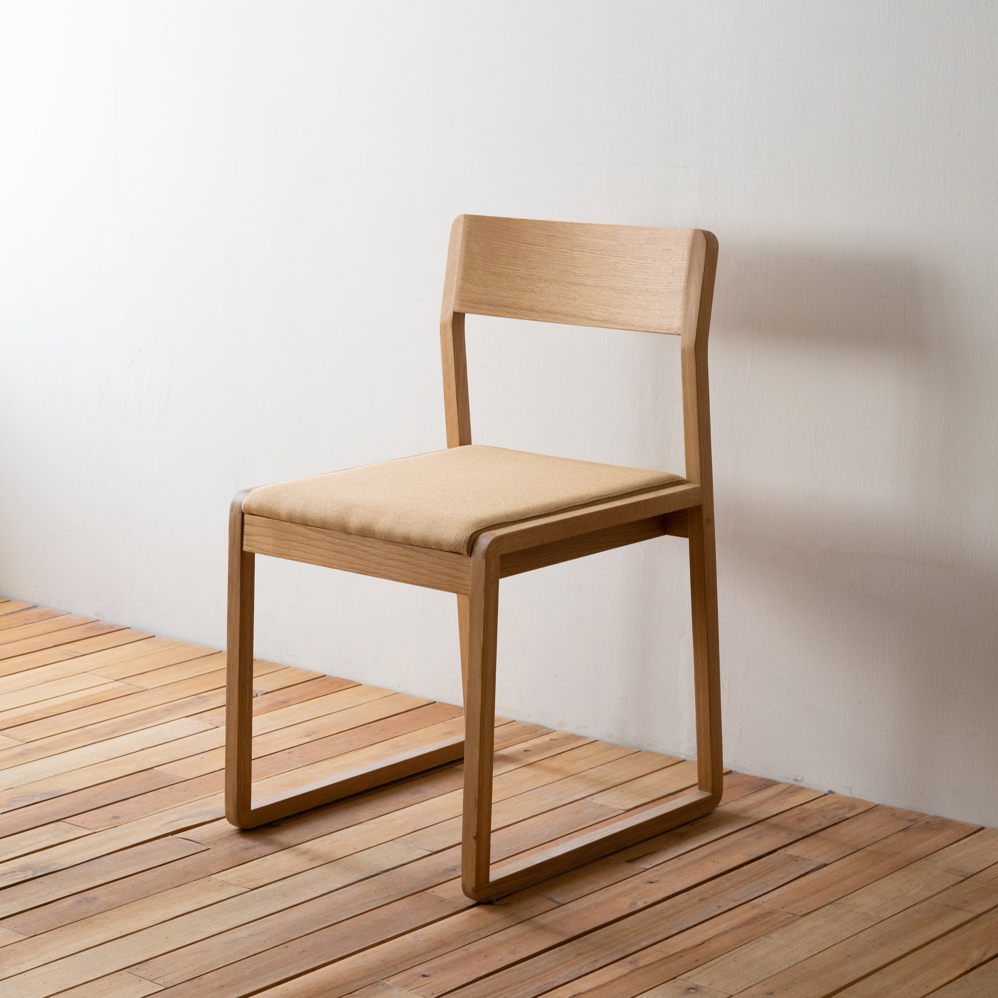 FLO - Frame Chair